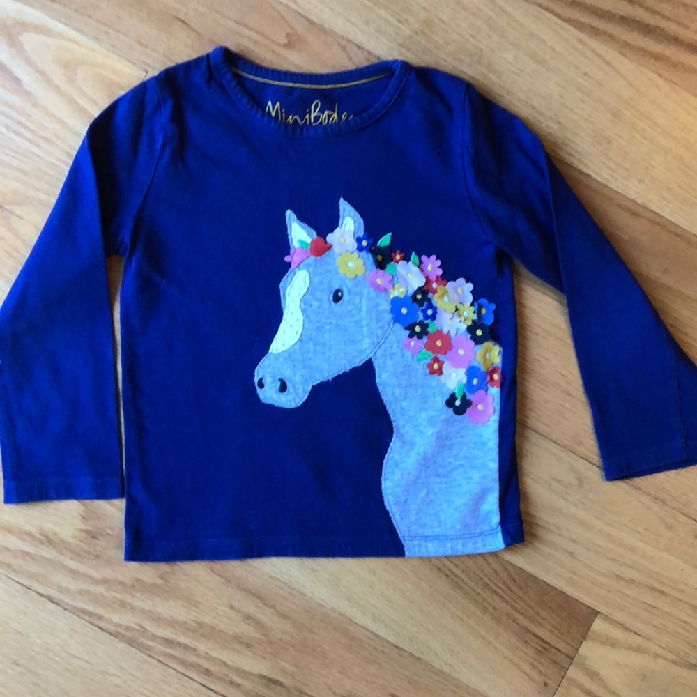 Mini Boden Tee shirt size 4-5